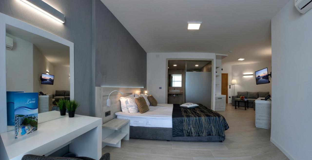 Luna Beach Hotel Goldstrand Exterior foto