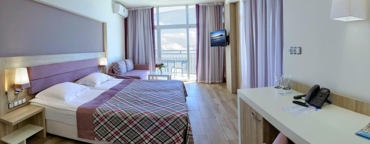Luna Beach Hotel Goldstrand Exterior foto